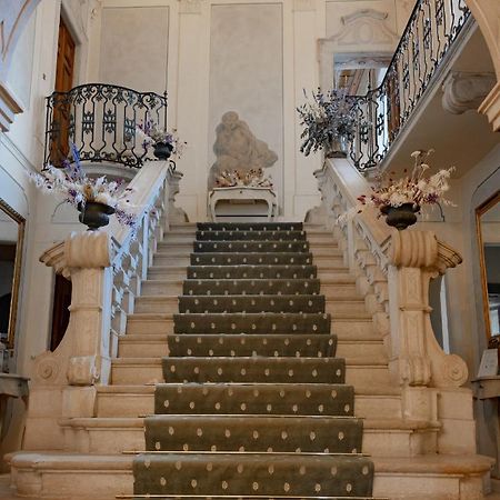 Hotel Palazzo Novello モンティキアーリ エクステリア 写真