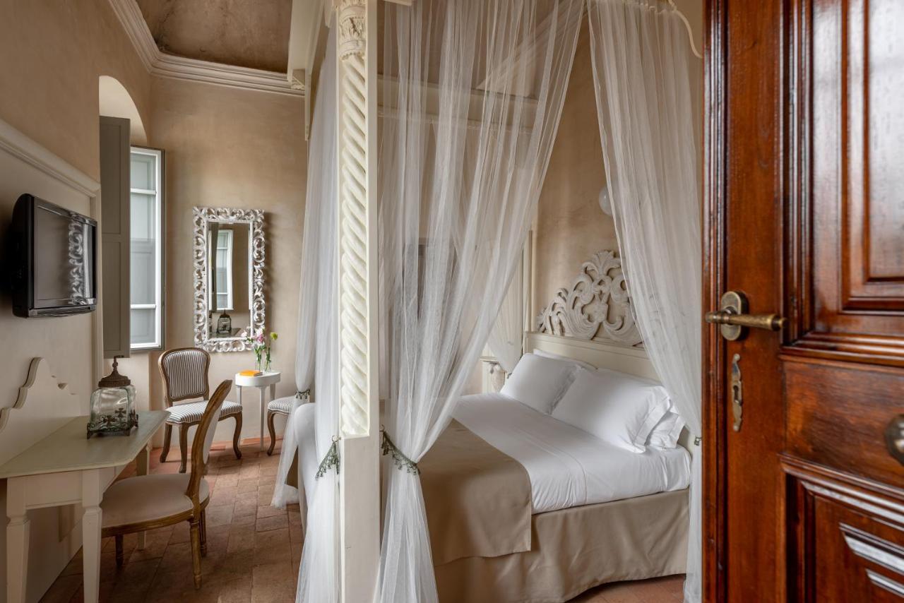 Hotel Palazzo Novello モンティキアーリ エクステリア 写真